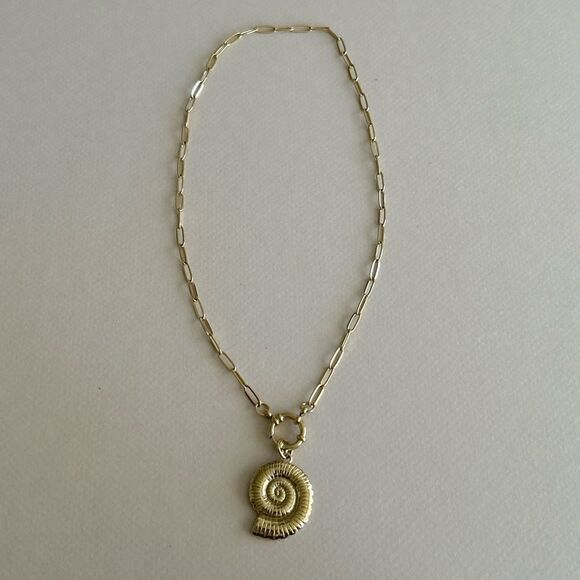 Seashell Necklace #2031 - Picture 5 of 9